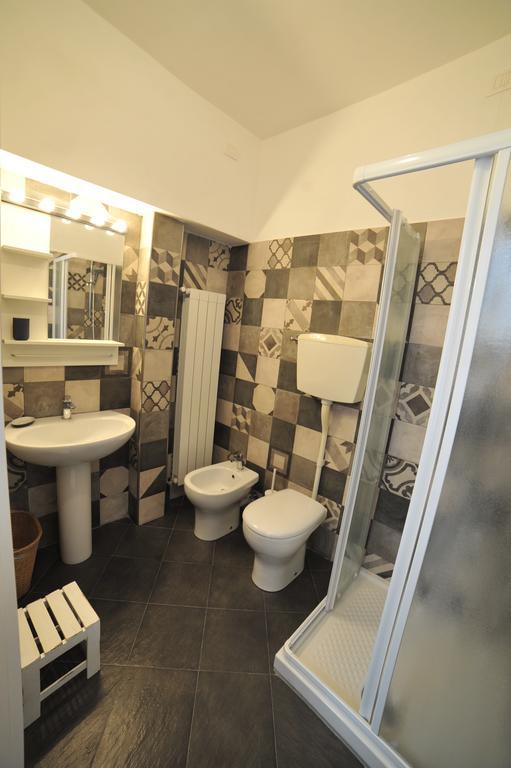 Erasmo Rooms & Breakfast Finale Ligure Extérieur photo
